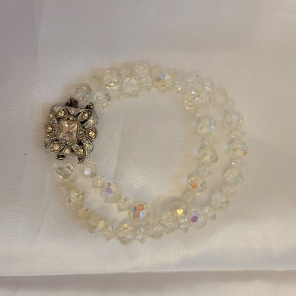 Vintage Double-Strand Aurora Borealis Crystal Bead Bracelet With Rhinestone Clas - Picture 5 of 8